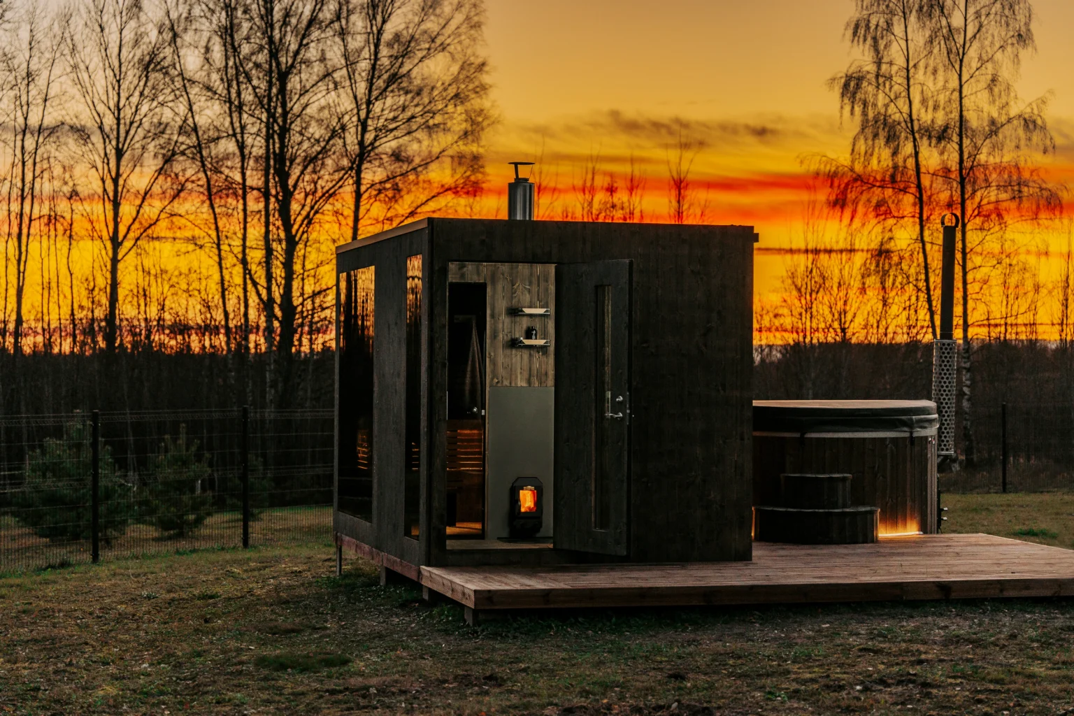 The Nordic Sauna Nordic Cube Finnish Sauna